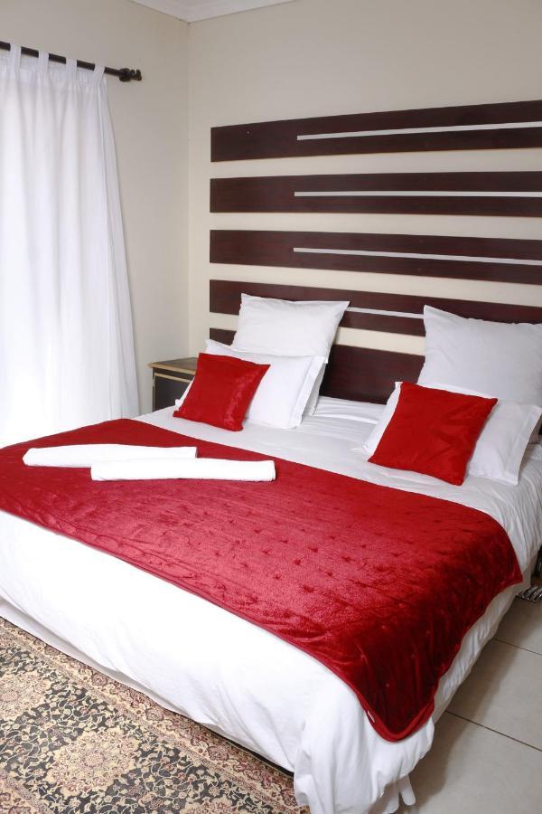 Baobab Tree Guest House Bloemfontein Room photo